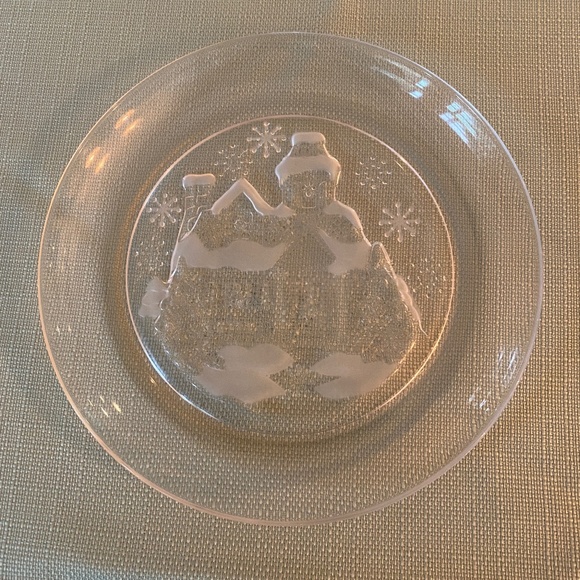 Arcoroc I Set of 8 I Winter Wonderland I Welcome Home I Glass Dessert Plates - Picture 10 of 16